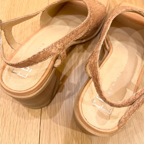 SOLD ❗️Miista London Pavati Almond Woven Leather Sandals 9.5 - Picture 6 of 8